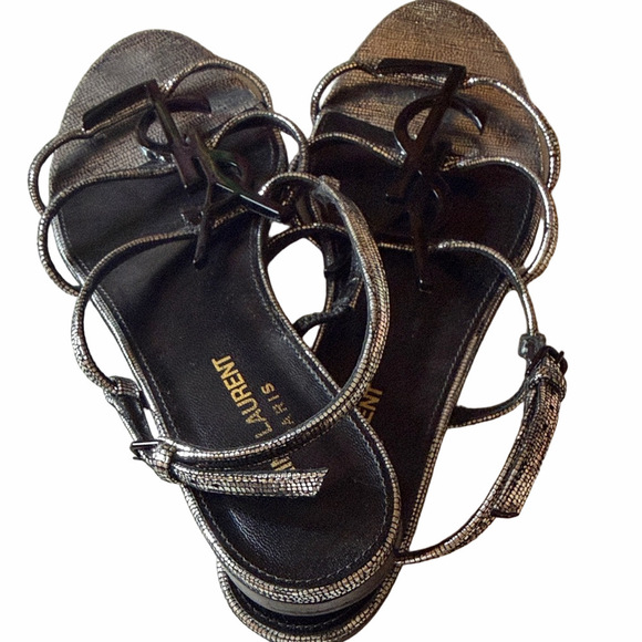 Yves Saint Laurent Cassandra Flat | EUC | Sz 38 / 8US - Picture 4 of 5